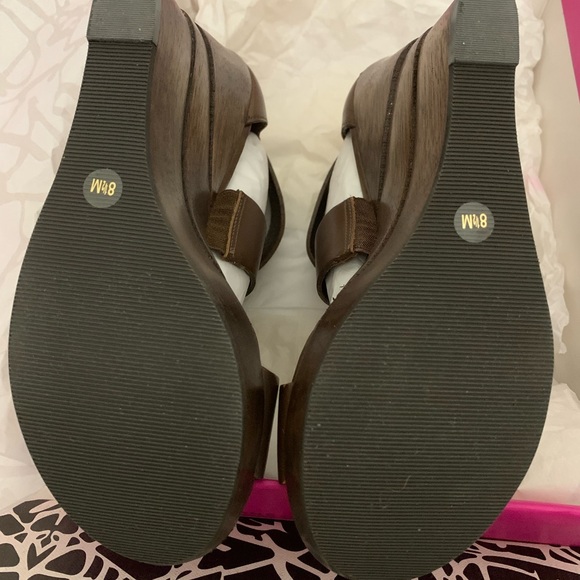 Diane Von Furstenberg Opal Mink Soft Vacchetta Wedges Size 8.5. New in box - Picture 7 of 8